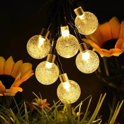วันหยุด SGS Solar Powered Fairy Lights ลูกบอลคริสตัลฟองสบู่กลางแจ้ง LED 2700K